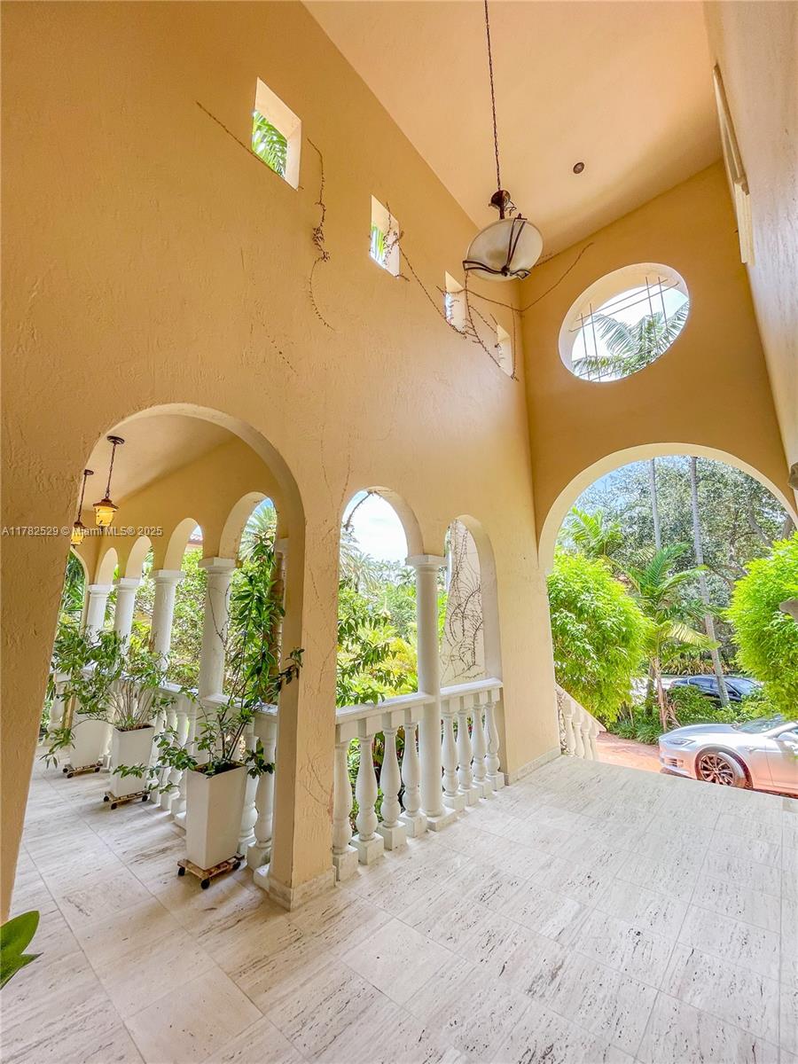 194 Caoba Ct