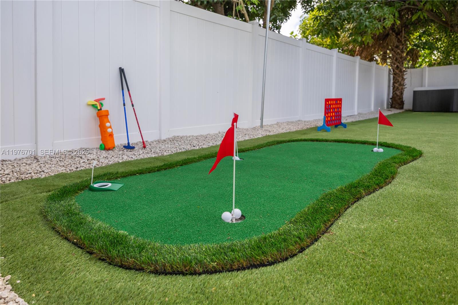 SOUTHRIDGE - Residential