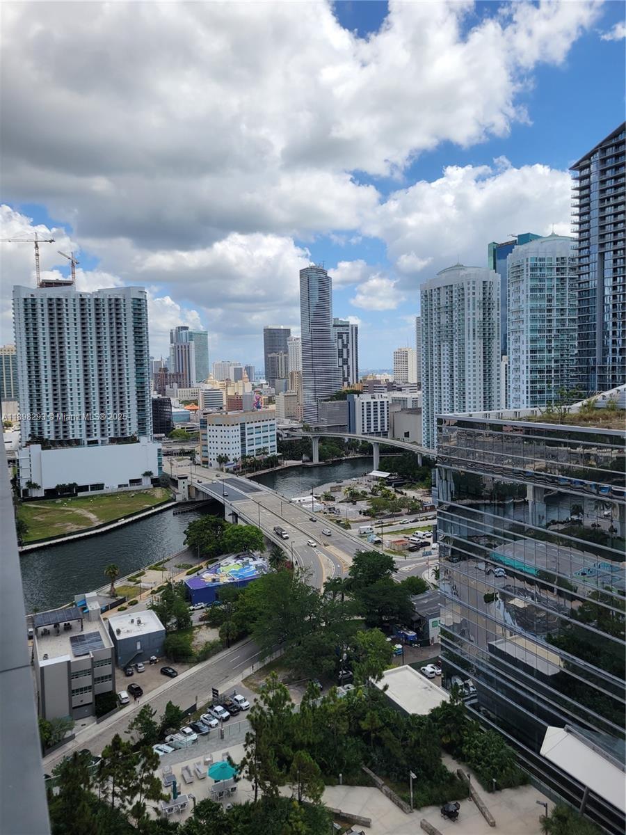 RISE CONDO - Residential Lease