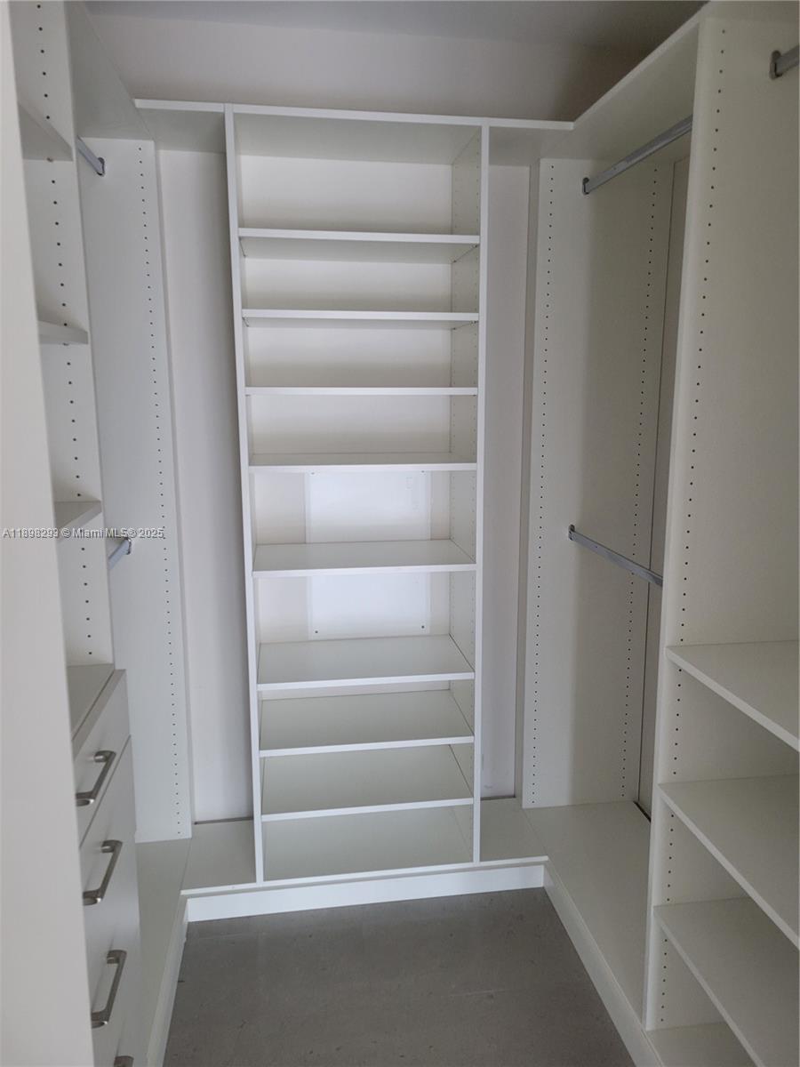 RISE CONDO - Residential Lease