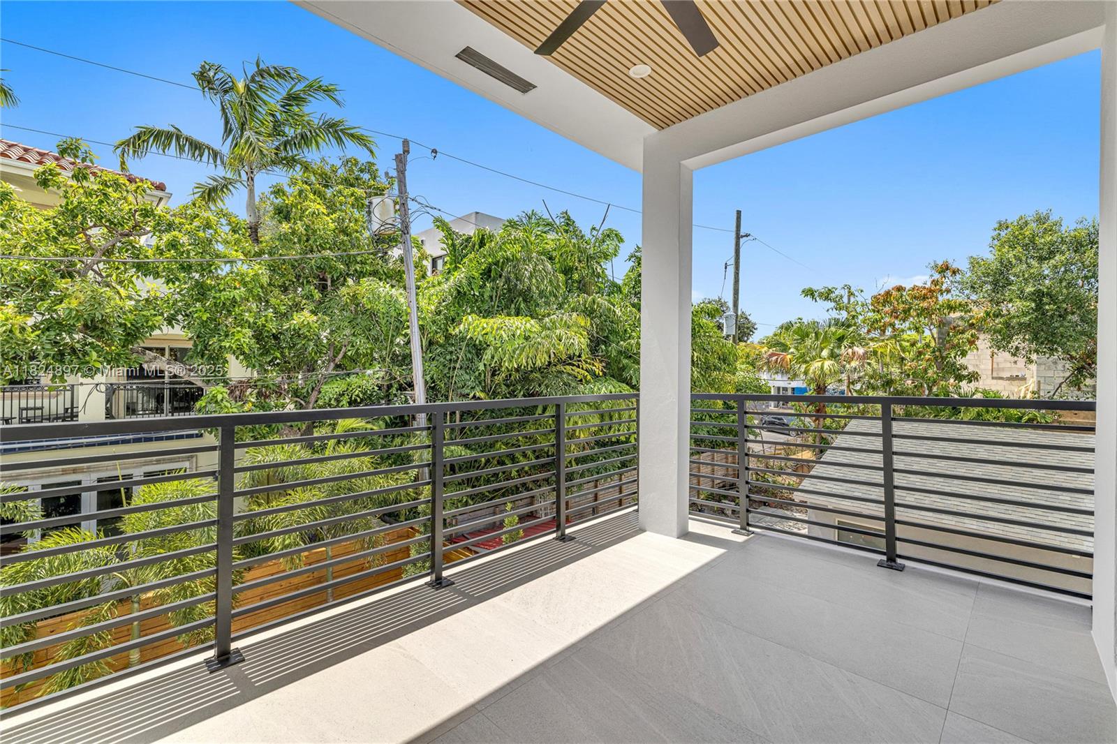 BEVERLY HEIGHTS - Residential