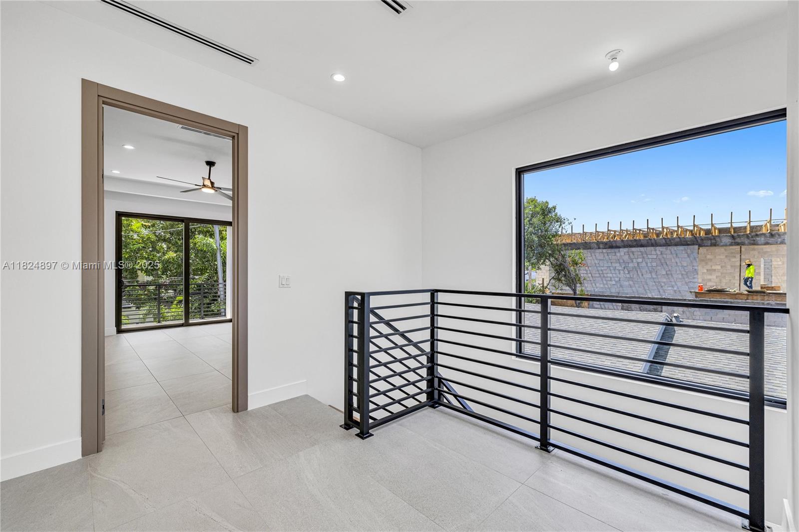 BEVERLY HEIGHTS - Residential