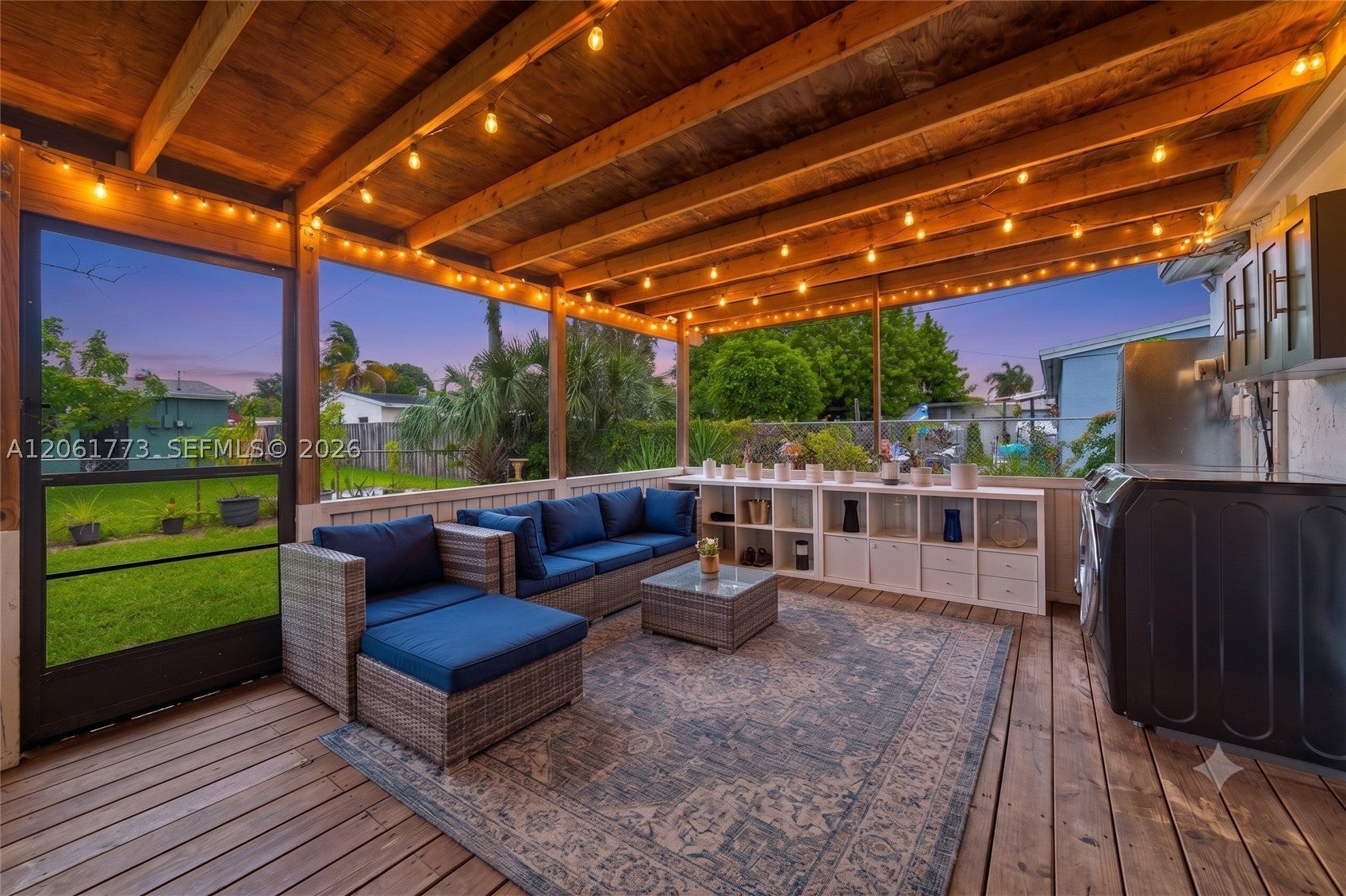 320 NE 59th Ct