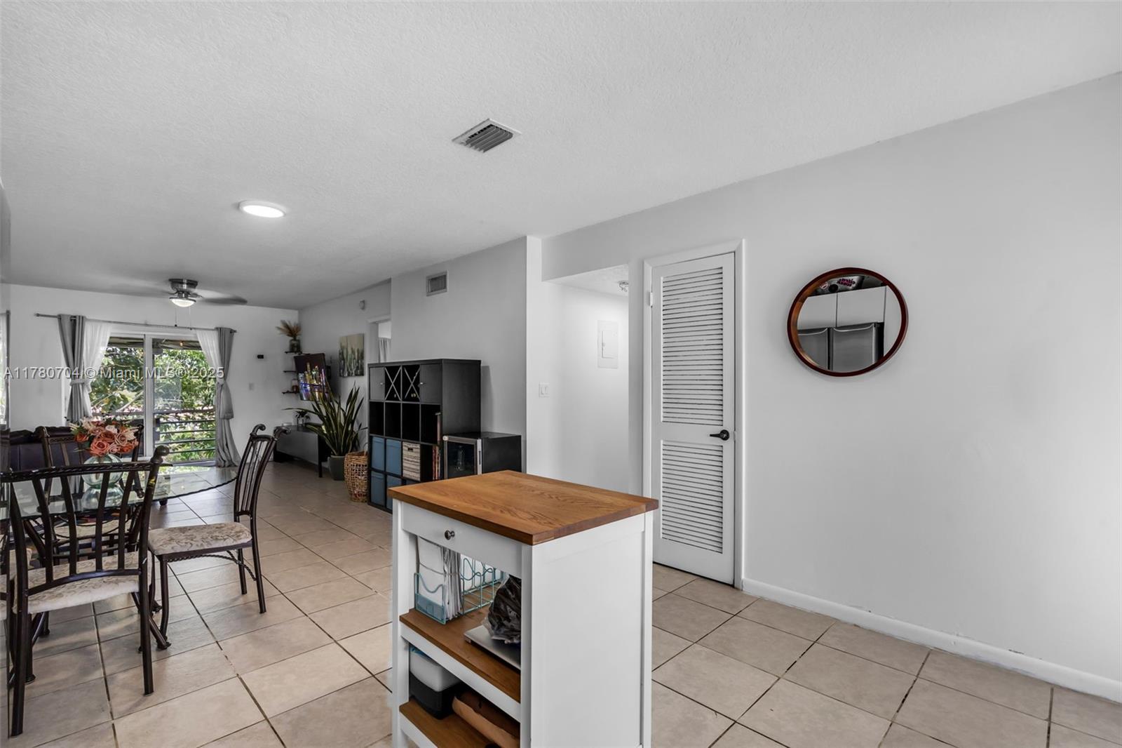 PALM RIDGE VILLAGE CONDO - Residential