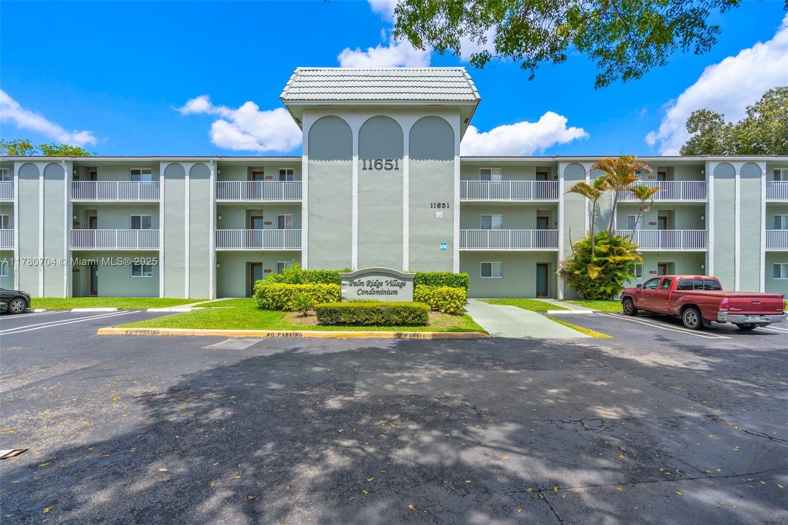 PALM RIDGE VILLAGE CONDO - Residential