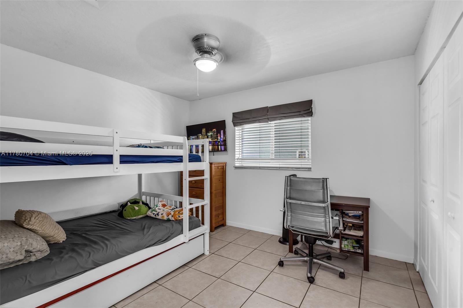 PALM RIDGE VILLAGE CONDO - Residential