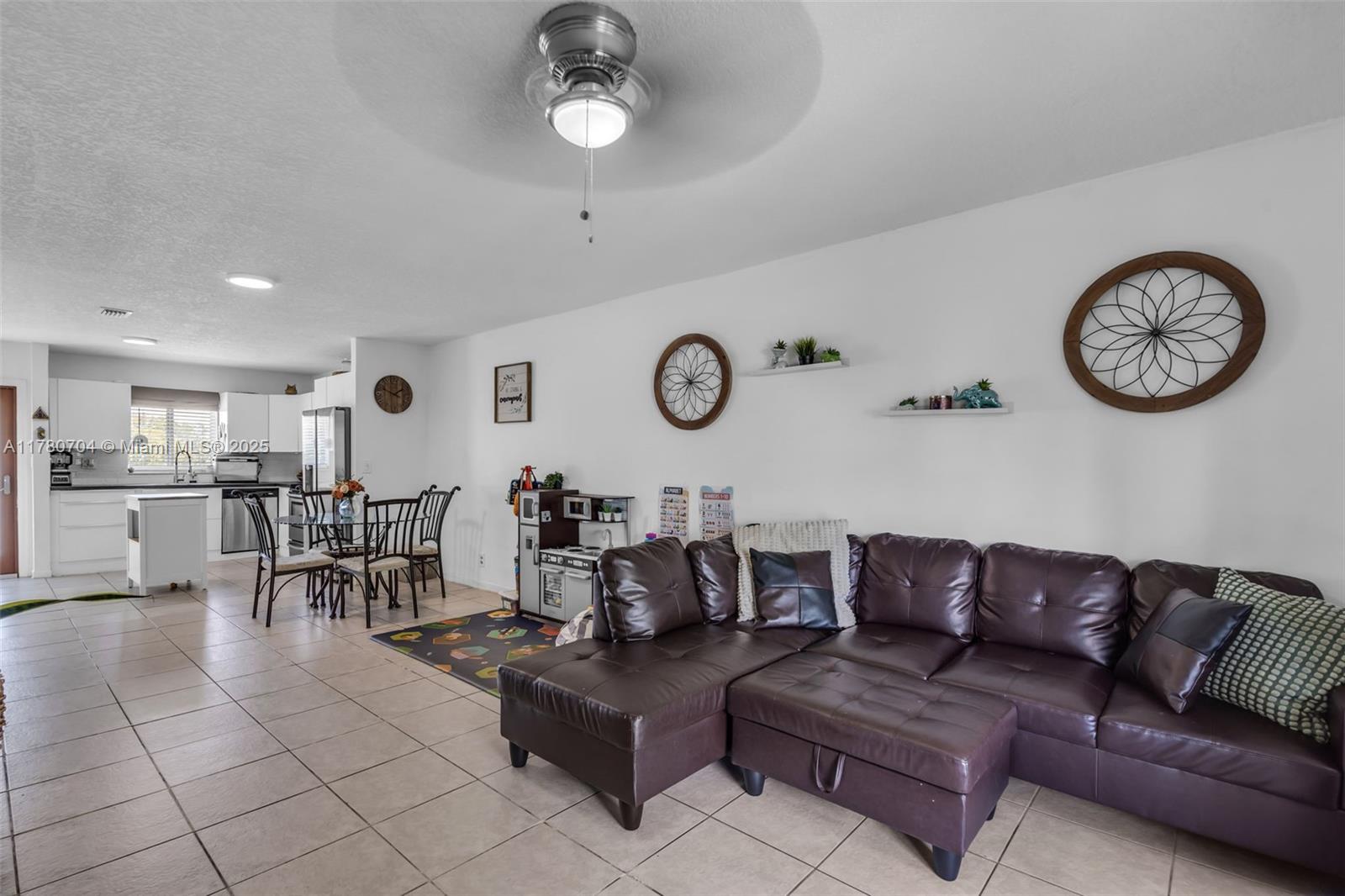 PALM RIDGE VILLAGE CONDO - Residential