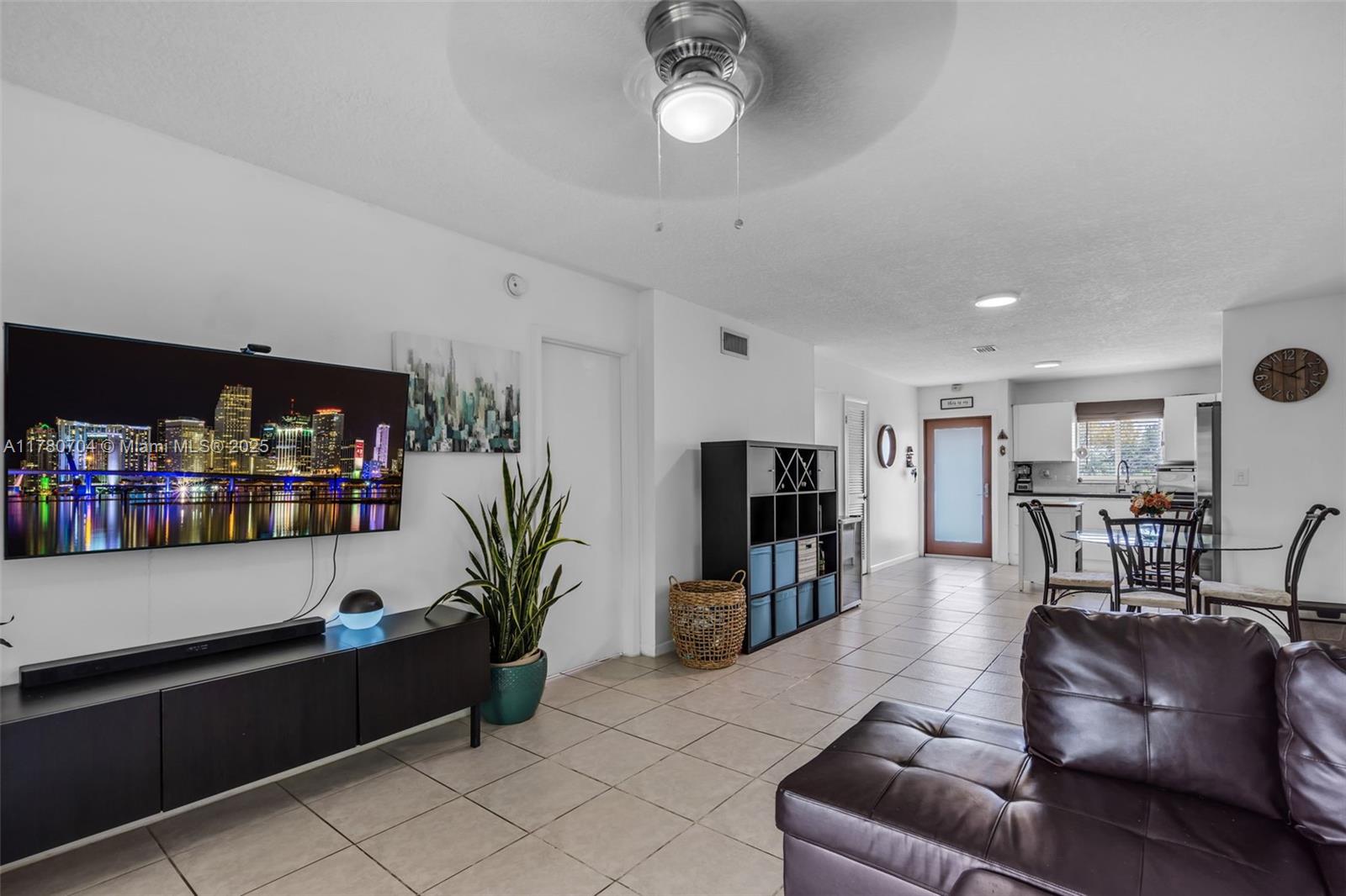 PALM RIDGE VILLAGE CONDO - Residential