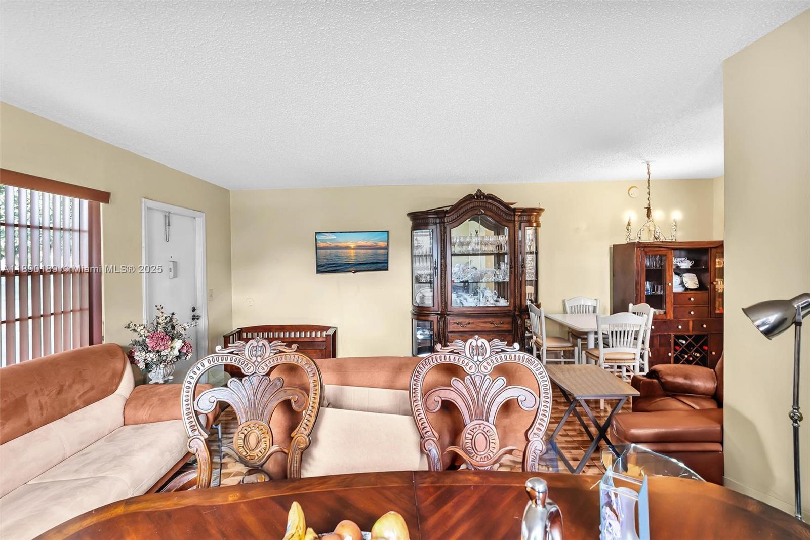 MARKHAM H CONDO - Residential