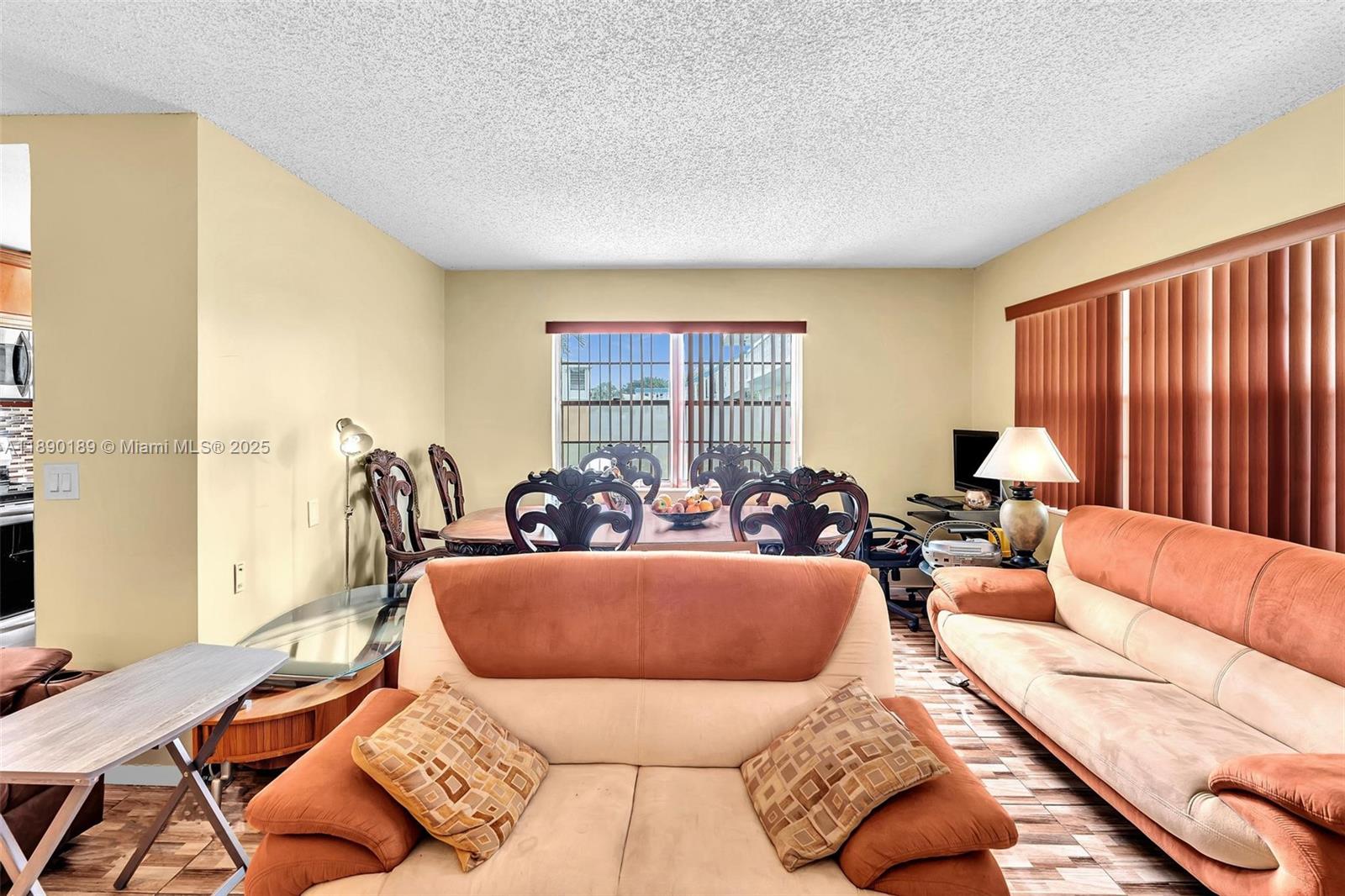 MARKHAM H CONDO - Residential