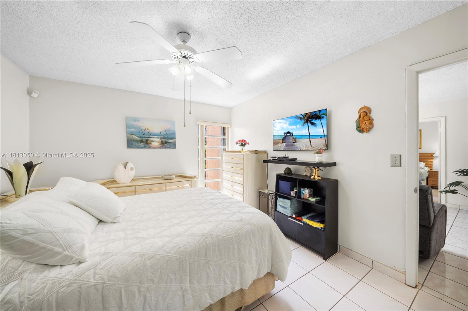 SUNSET VILLAS NO 3 CONDO - Residential