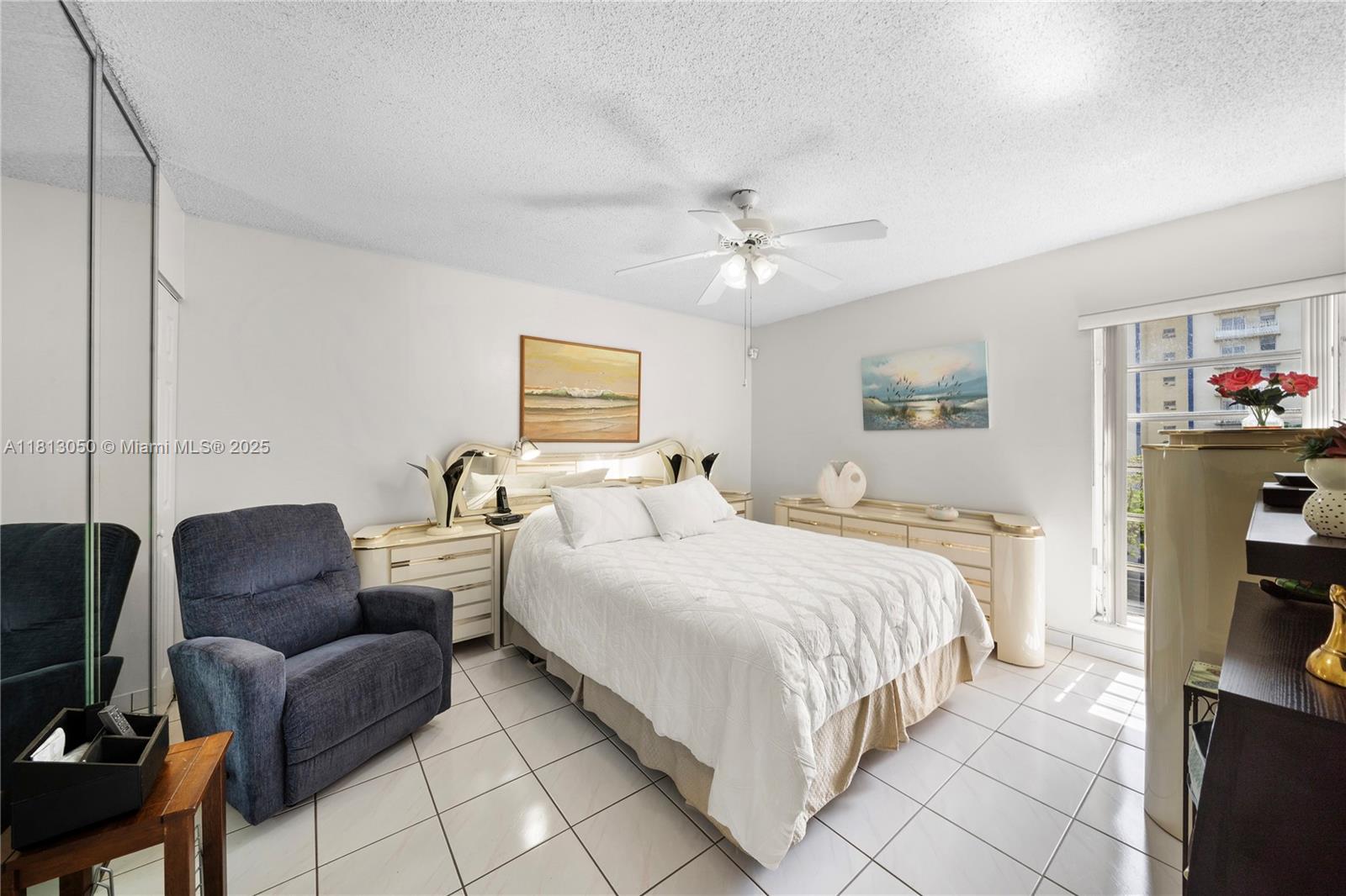 SUNSET VILLAS NO 3 CONDO - Residential