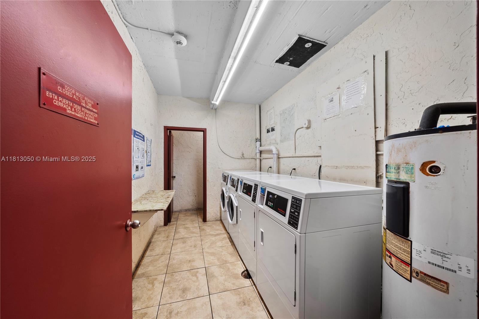 SUNSET VILLAS NO 3 CONDO - Residential