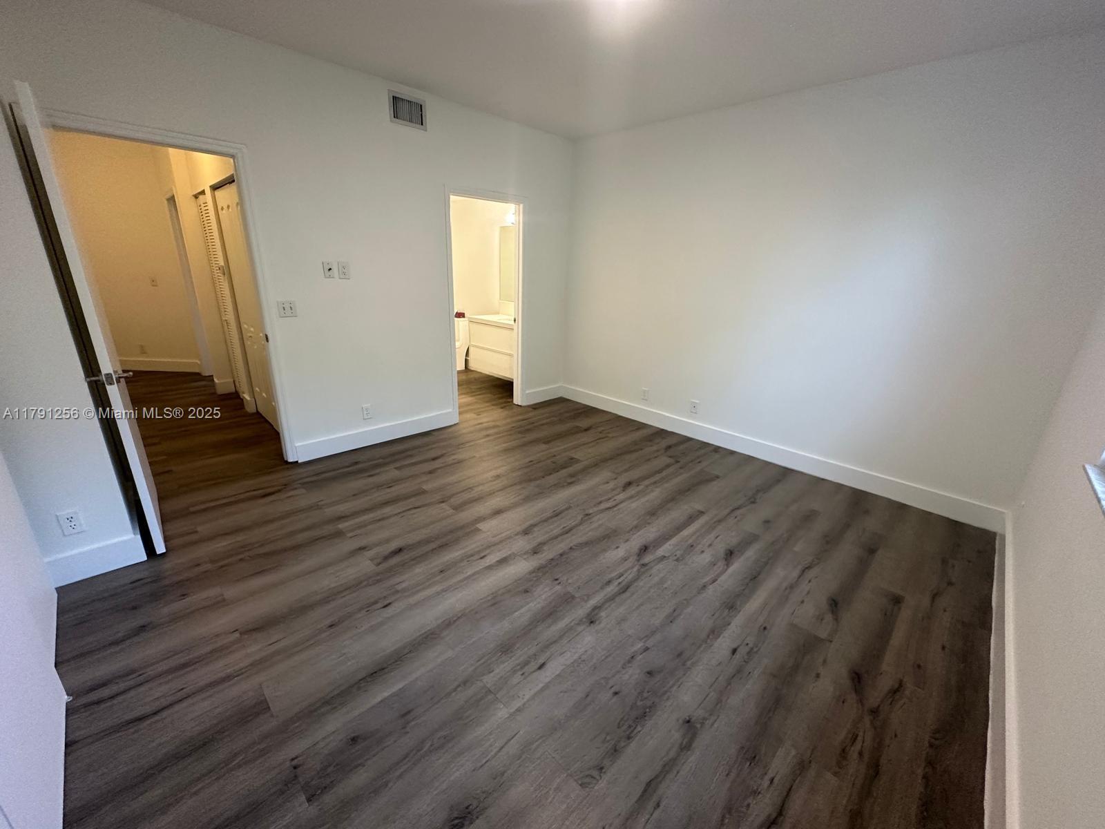 SECTORS 3 & 4 BOUNDARY PL - Residential