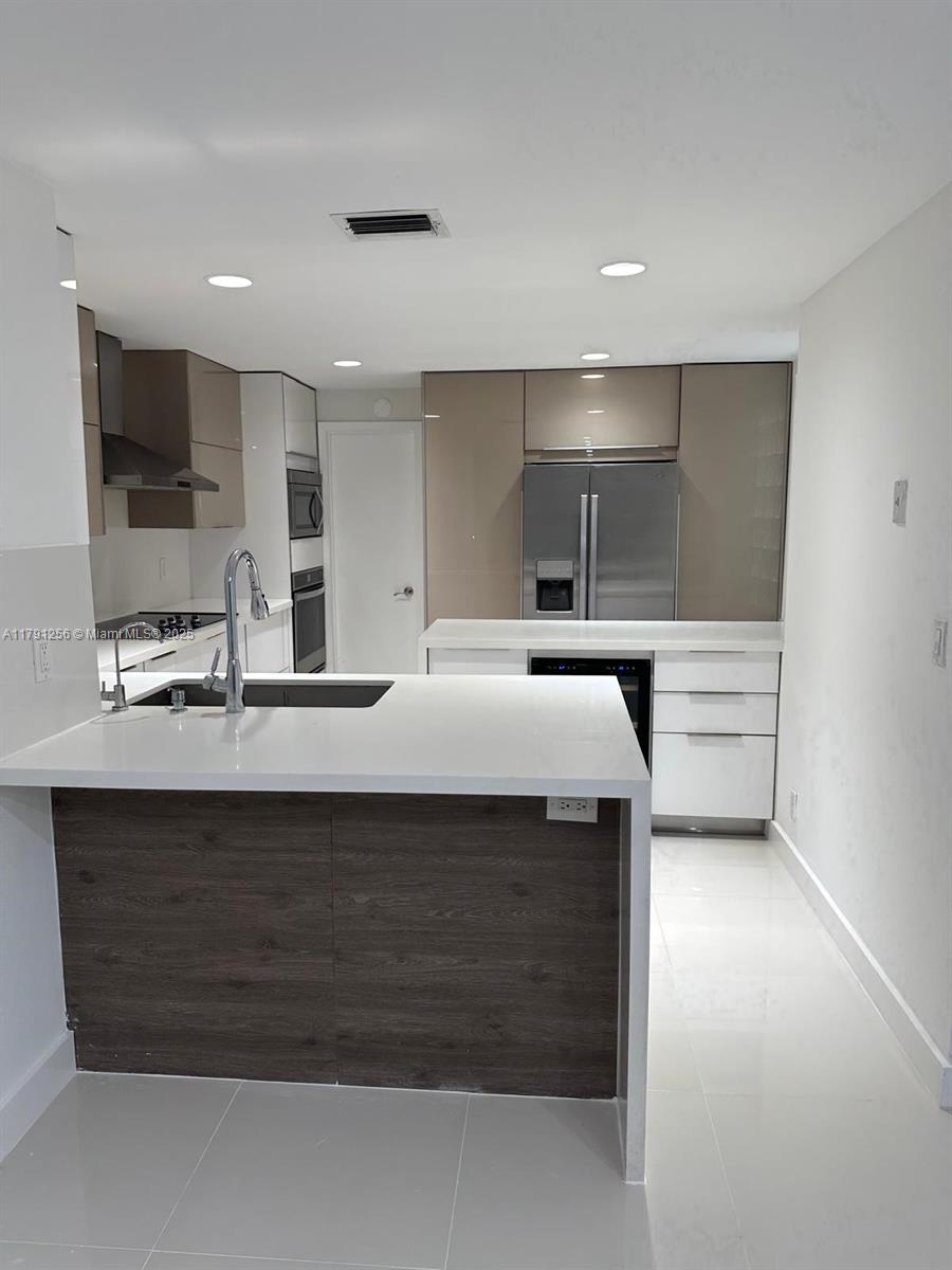 SECTORS 3 & 4 BOUNDARY PL - Residential