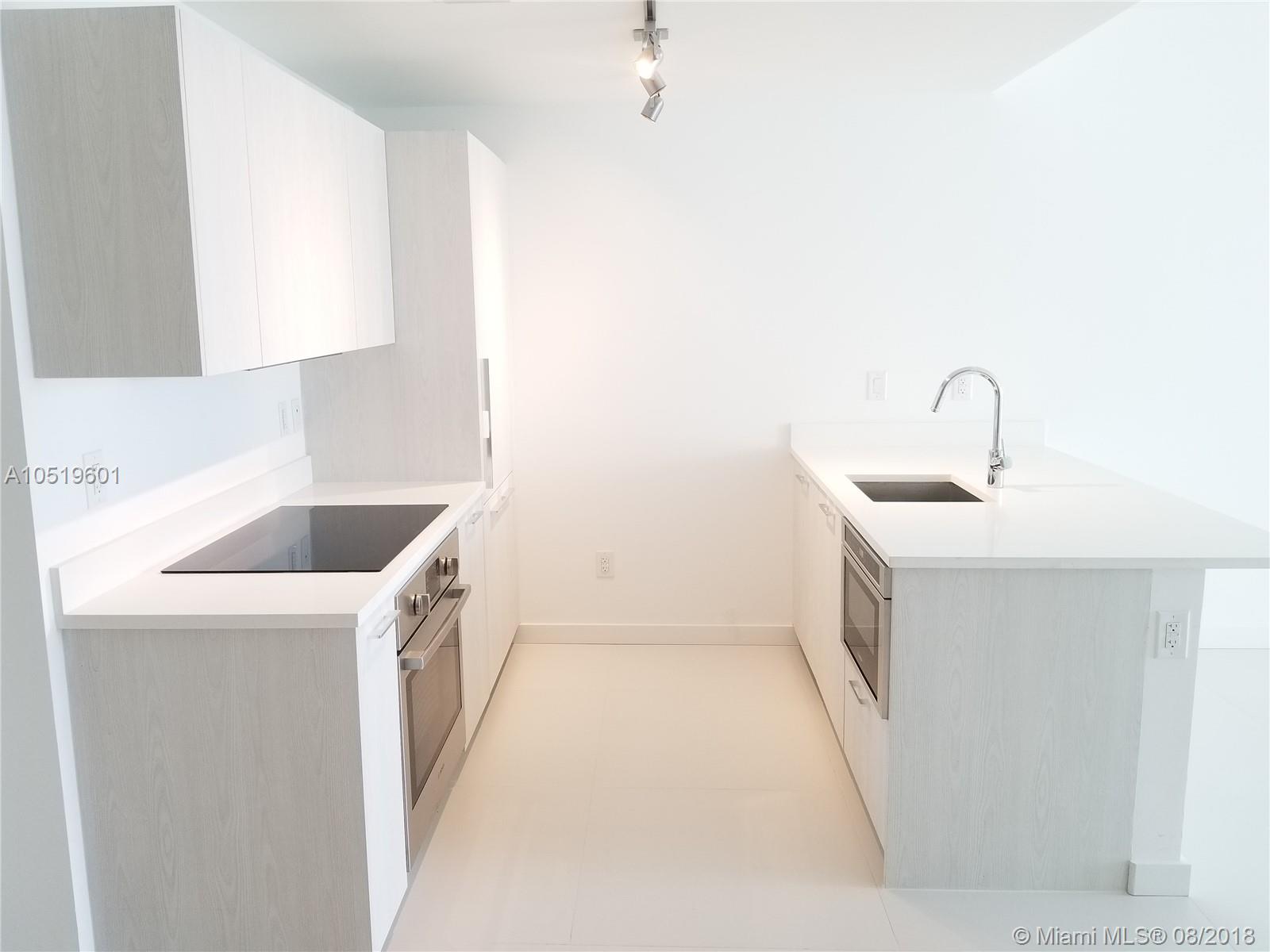 PARAISO BAYVIEWS CONDO - Residential Lease