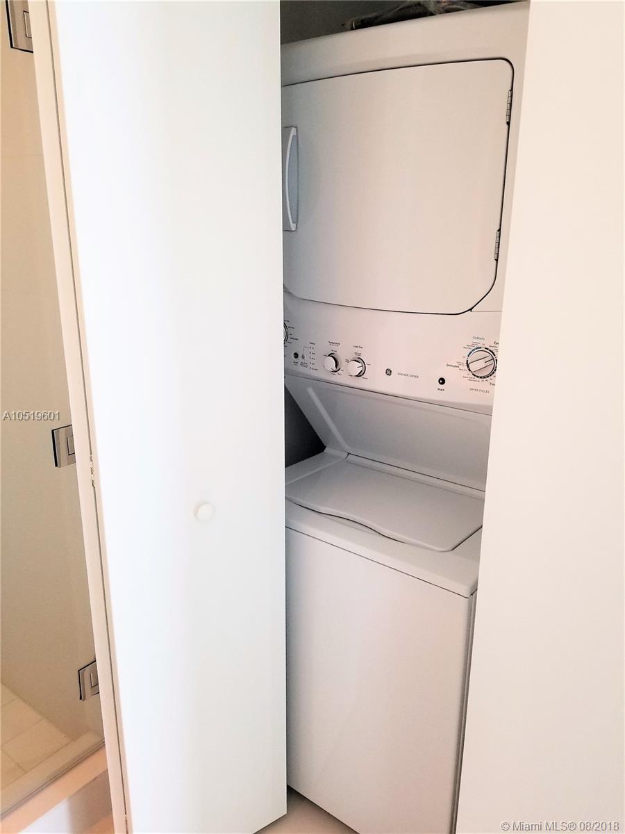 PARAISO BAYVIEWS CONDO - Residential Lease