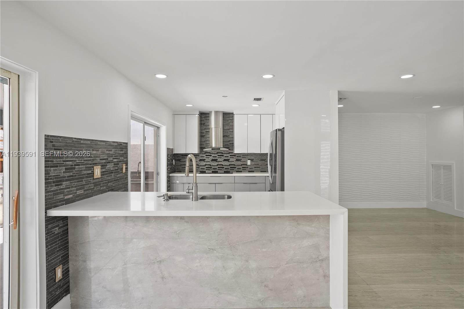 SUNSET HARBOUR SEC VI - Residential