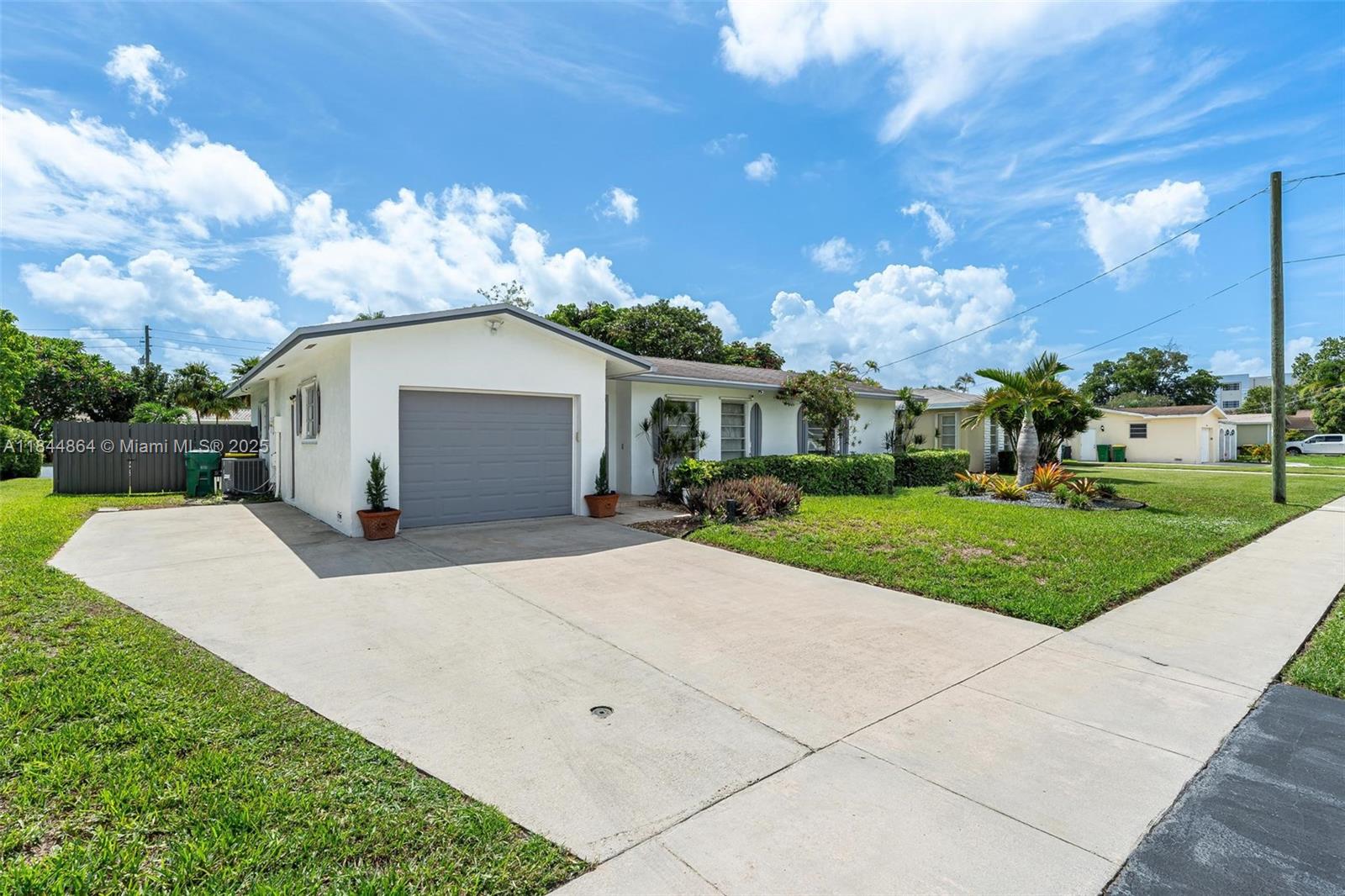 140 SW 126th Ave