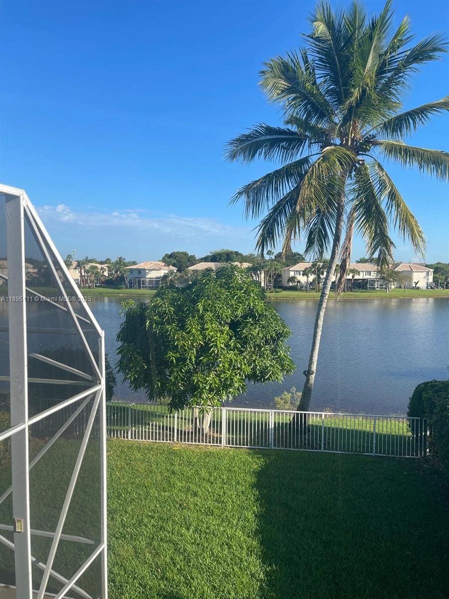 PEMBROKE ISLES 1 - Residential Lease