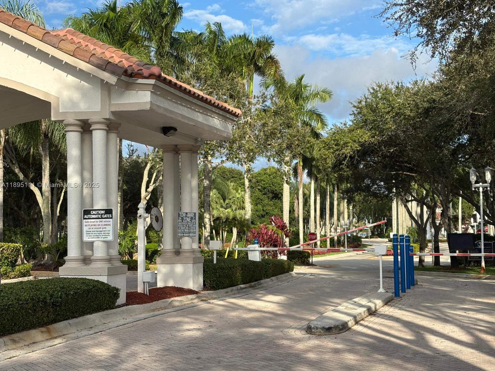 PEMBROKE ISLES 1 - Residential Lease