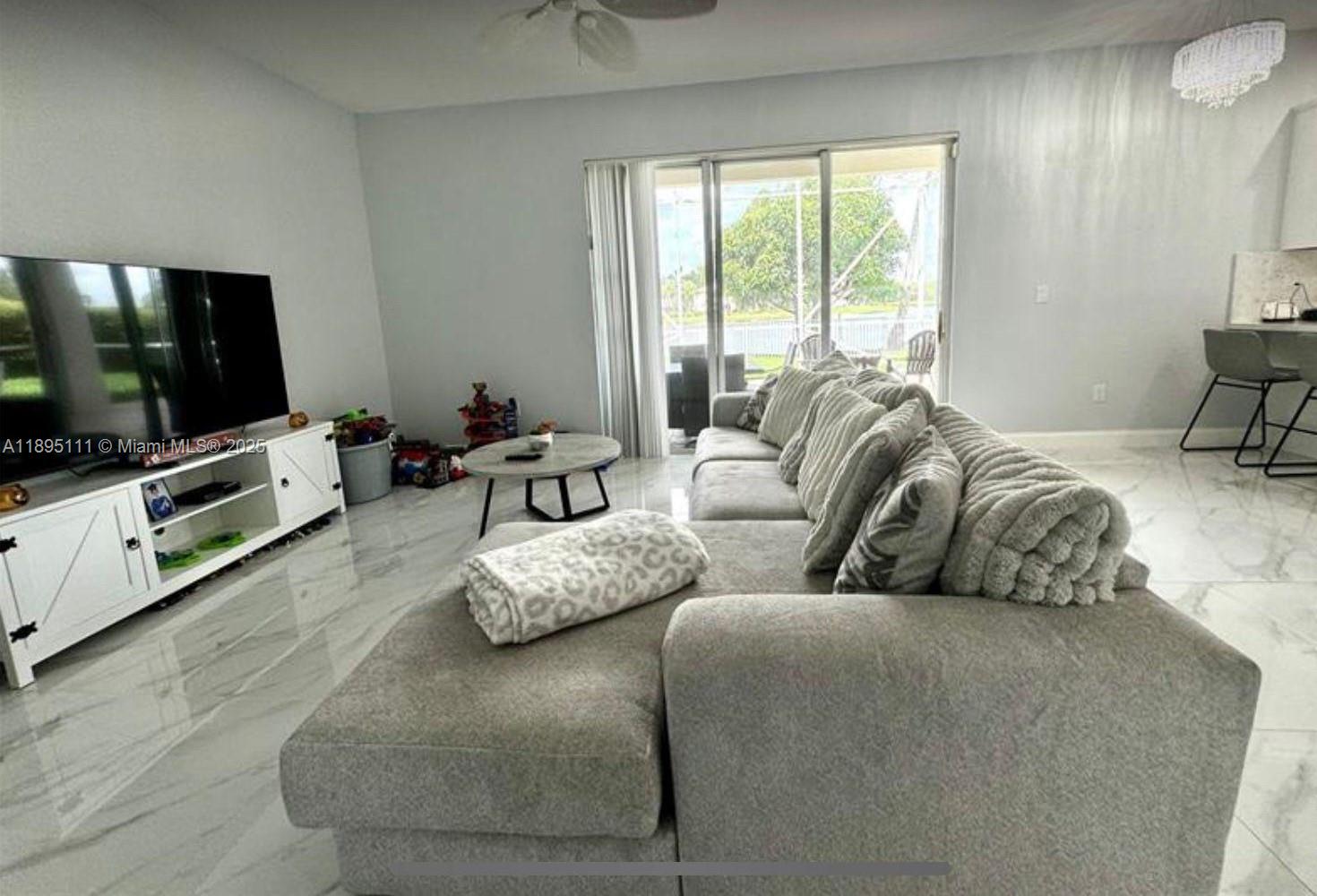 PEMBROKE ISLES 1 - Residential Lease