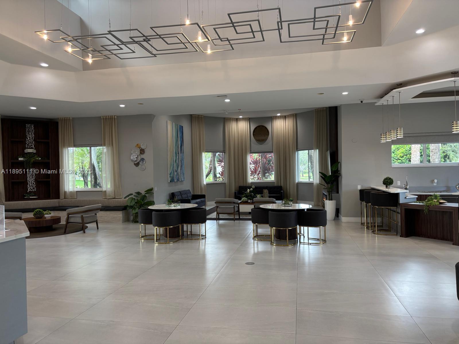 PEMBROKE ISLES 1 - Residential Lease