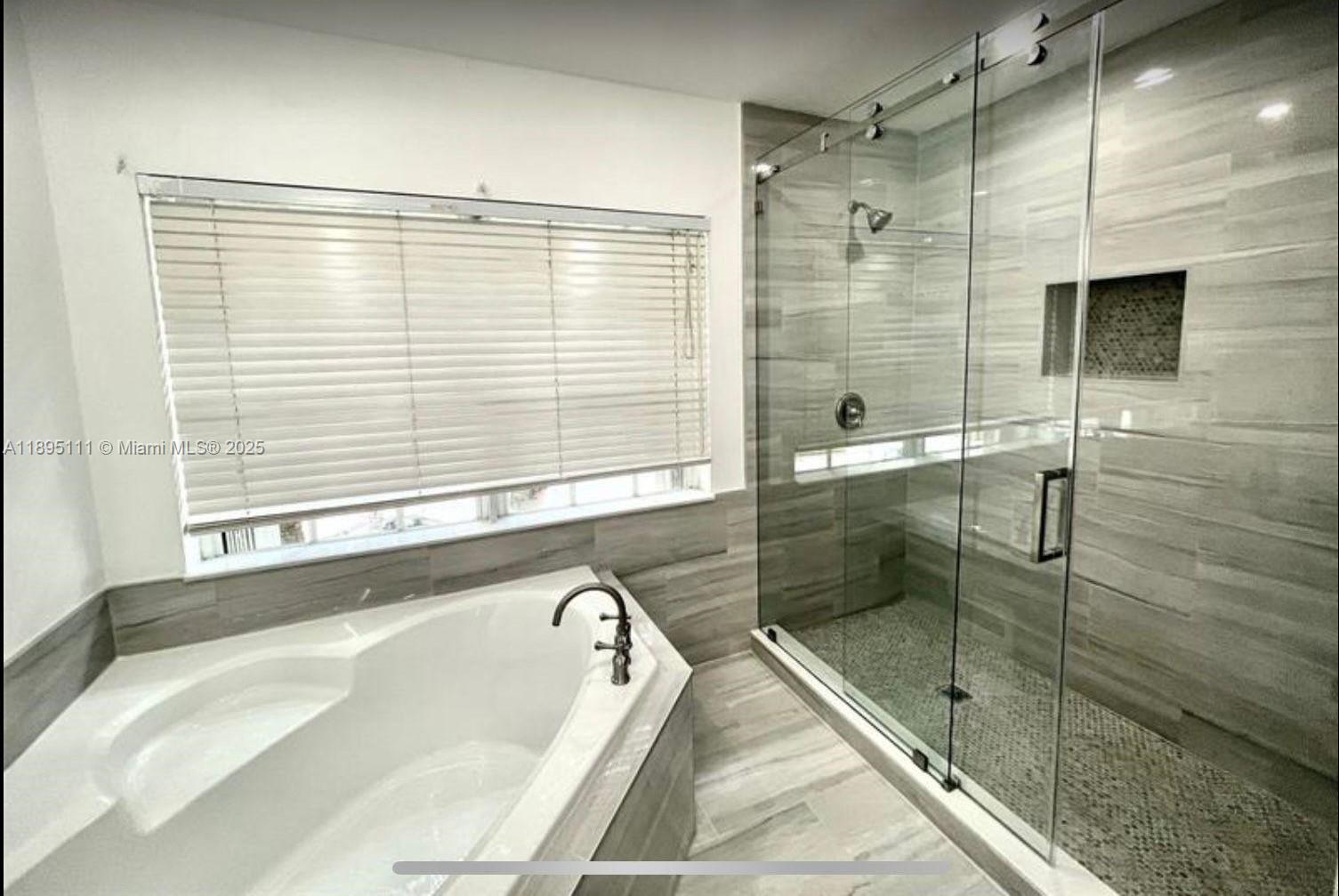 PEMBROKE ISLES 1 - Residential Lease