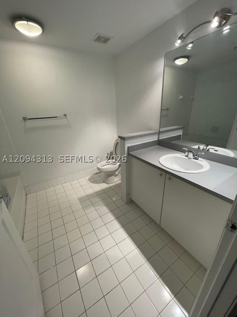 5840 W Sample Rd 105