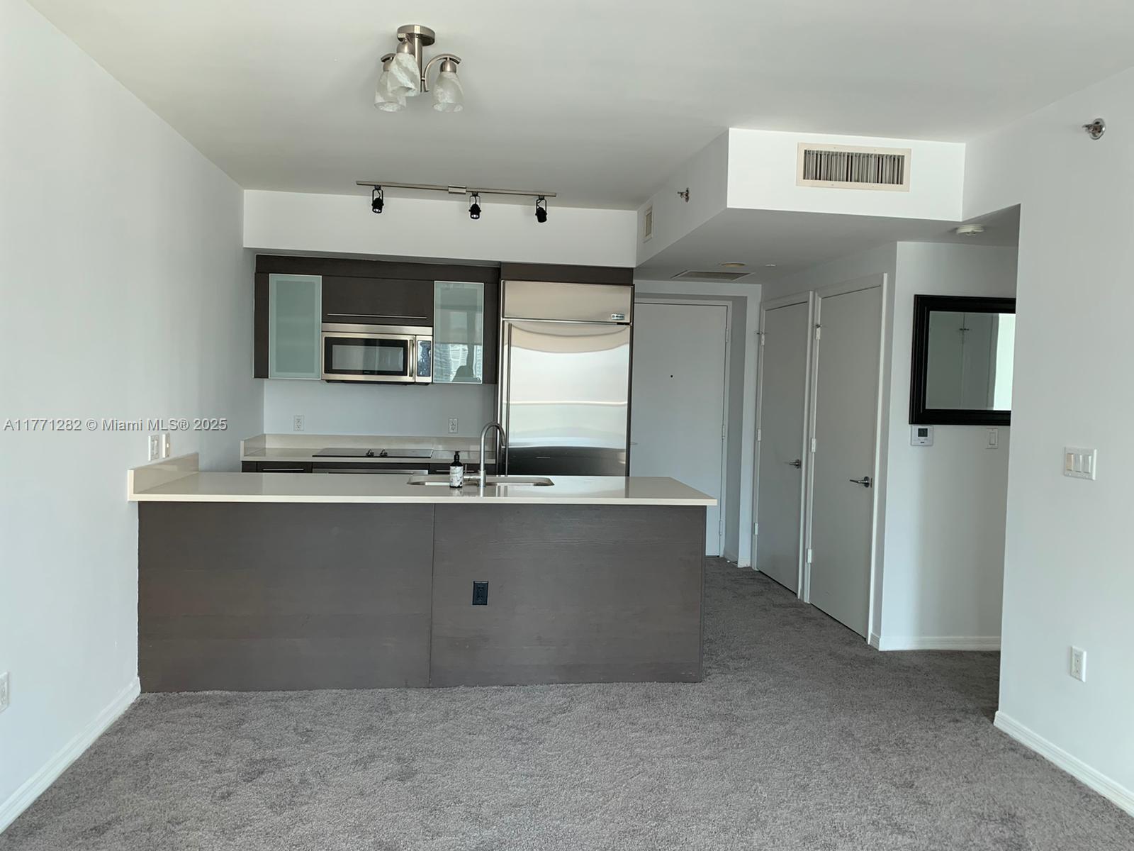 55 SE 6th St 2404