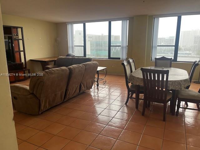 3505 S Ocean Dr 505