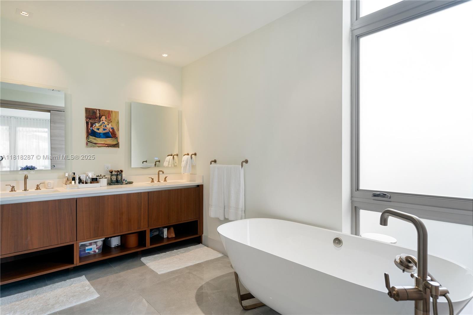 CORAL GABLES BILTMORE SEC - Residential Lease