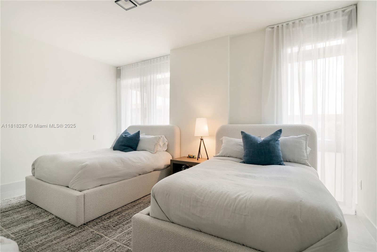 CORAL GABLES BILTMORE SEC - Residential Lease