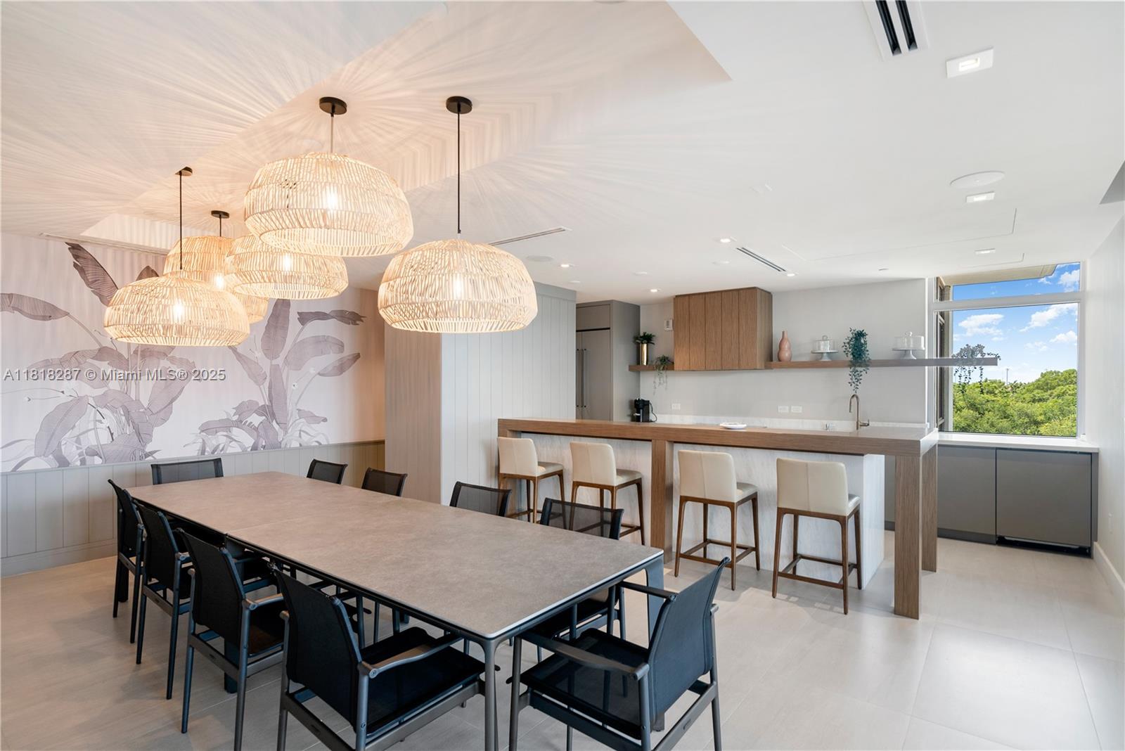 CORAL GABLES BILTMORE SEC - Residential Lease