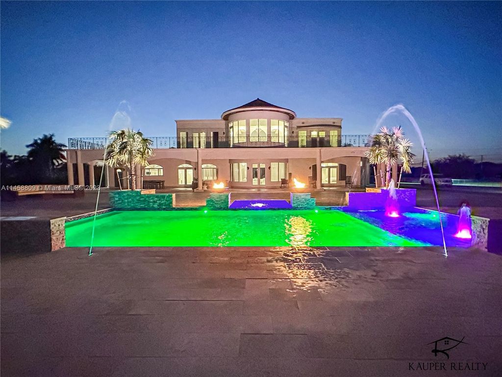 Photo of 4610 SW 178th Ave, Southwest Ranches, FL 33331 (MLS # A11458809)