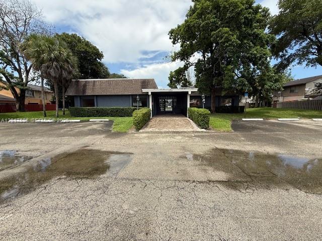 APPLE CREEK - Residential