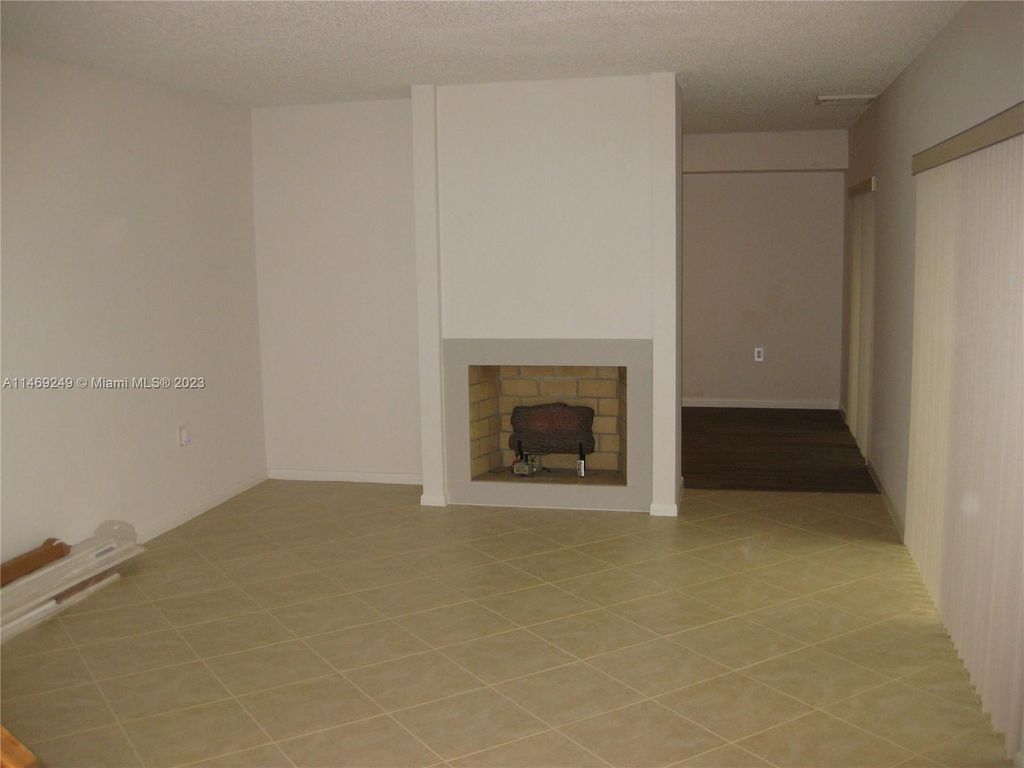 Photo of 1615 16th Ln #0, Palm Beach Gardens, FL 33418 (MLS # A11469249)