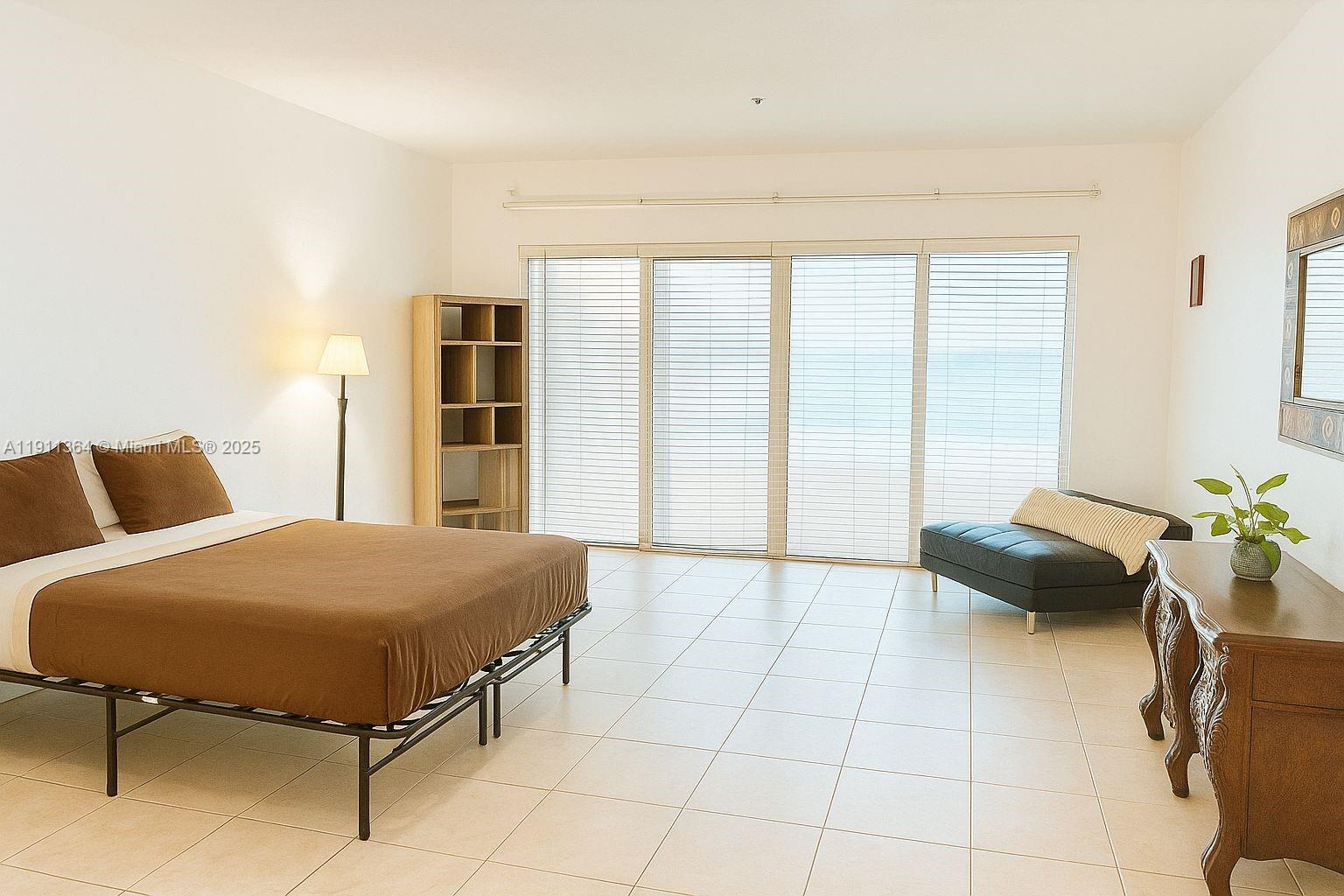 THE CASABLANCA CONDO - Residential Lease