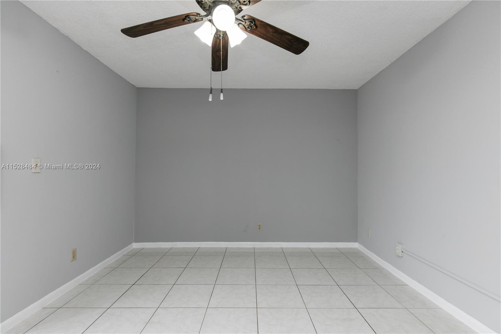 Sunrise Lakes Phase 3 - Residential