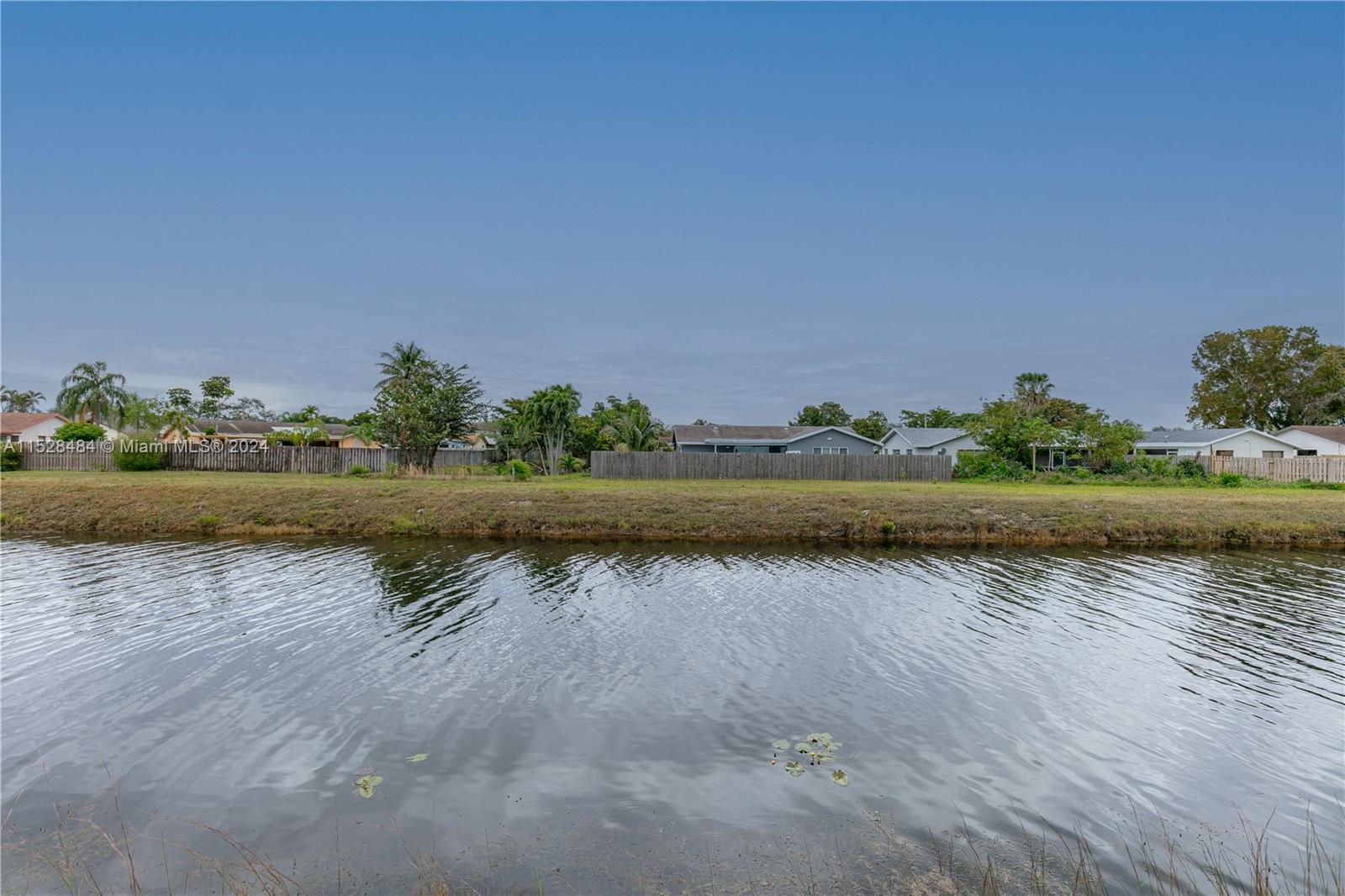 Sunrise Lakes Phase 3 - Residential