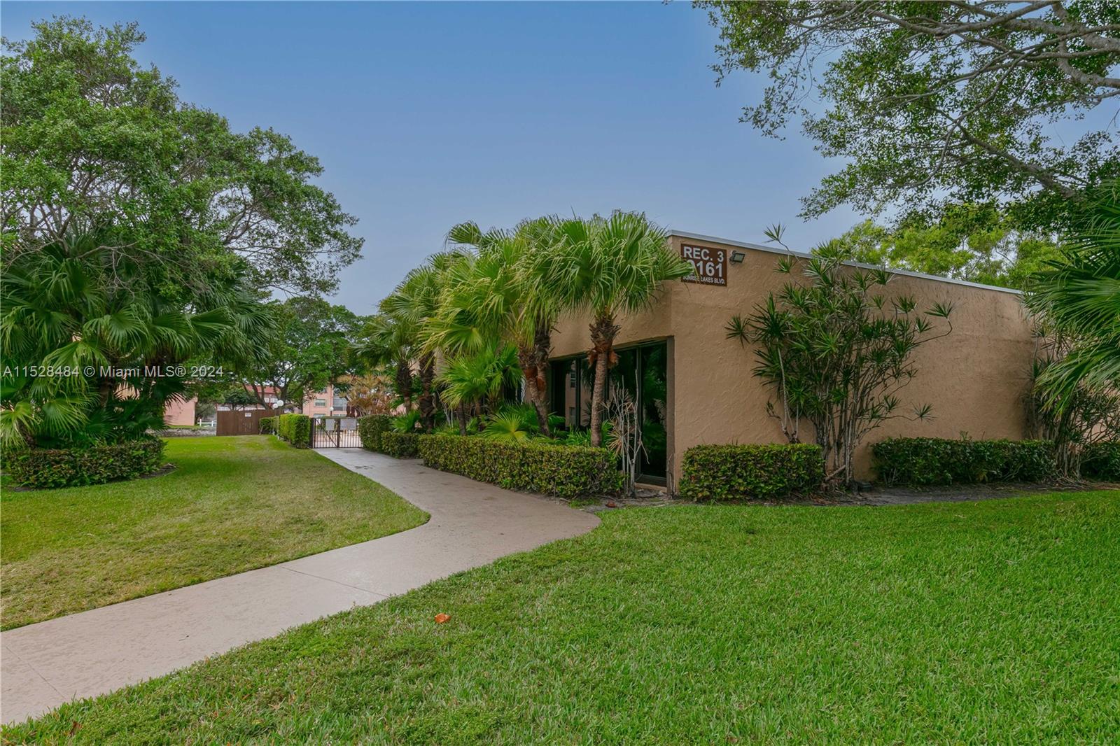 Sunrise Lakes Phase 3 - Residential