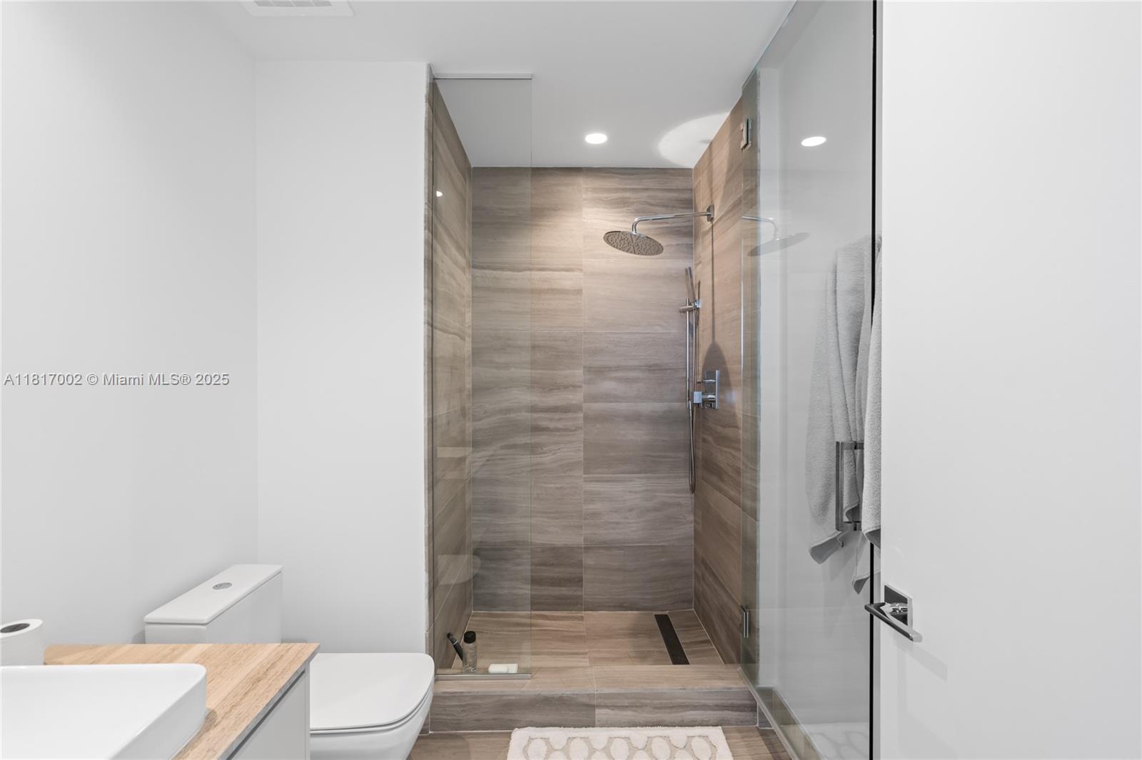 AMD PL OF 2ND OCEAN FRONT - Residential
