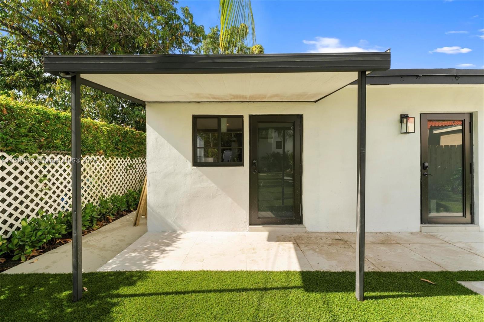 2442 Sw 3rd St 1, Miami, Broward County, Florida - 1 Bedrooms  
1 Bathrooms - 