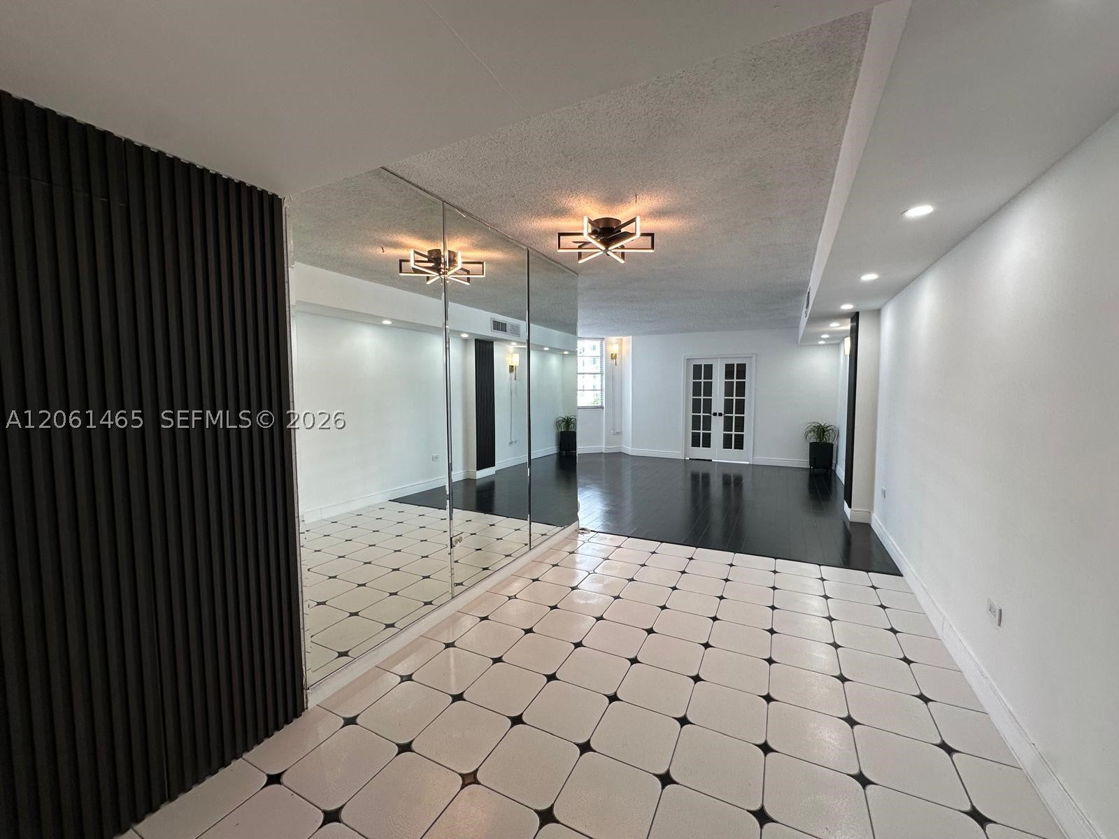 999 Brickell Bay Dr 1408