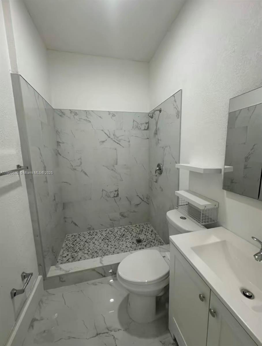 EVERGREEN GARDEN ESTATES - Residential Lease