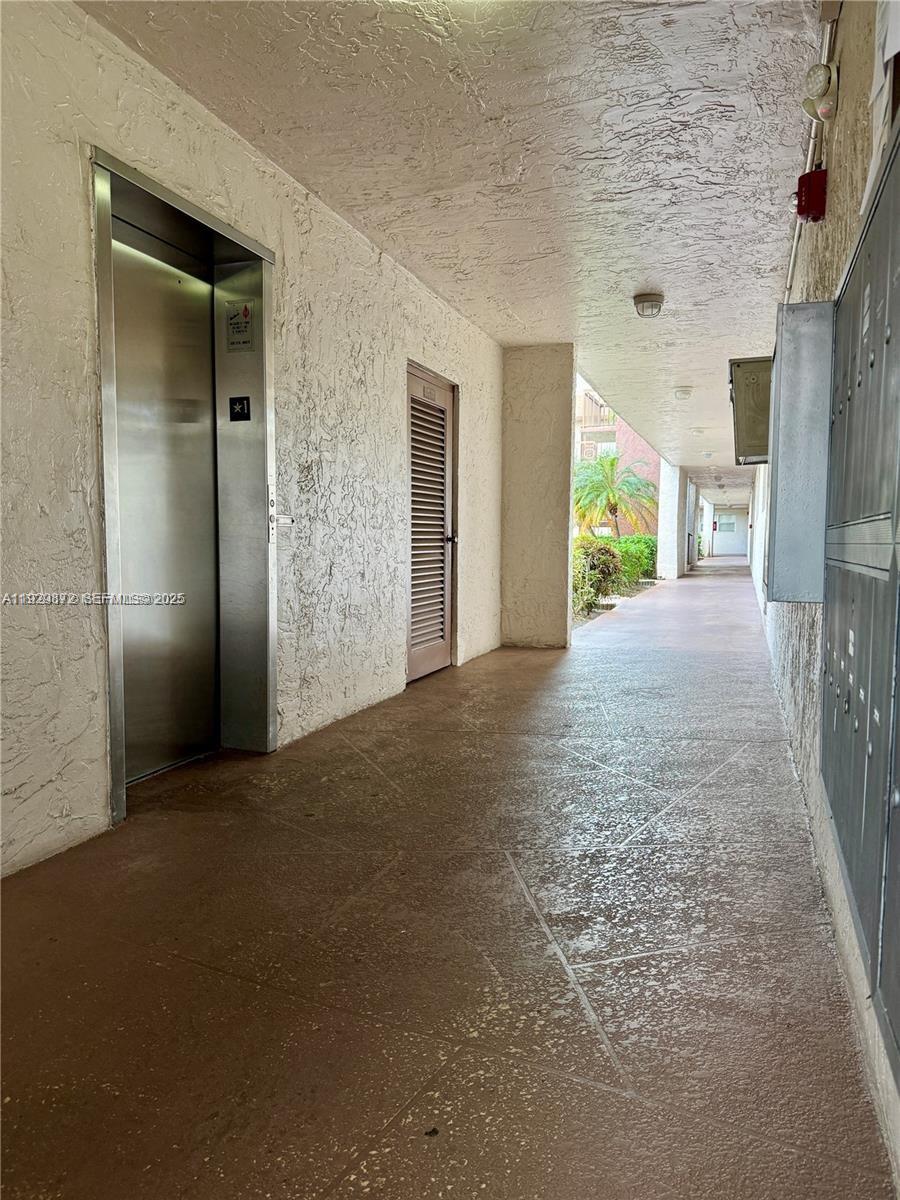 NOVA GARDENS CONDO - Residential