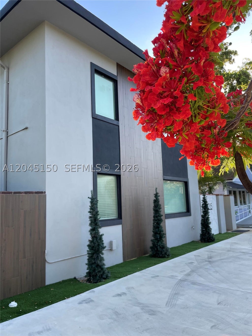 Photo of 1215 E Broward Blvd, Fort Lauderdale, FL 33301 (MLS # A12045150)