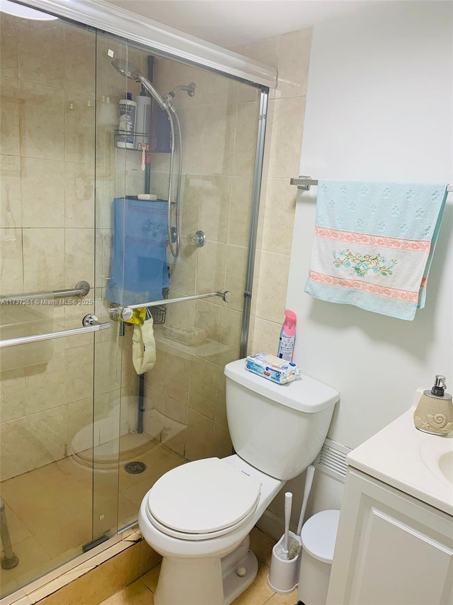 APRIL MIST CONDO - Residential