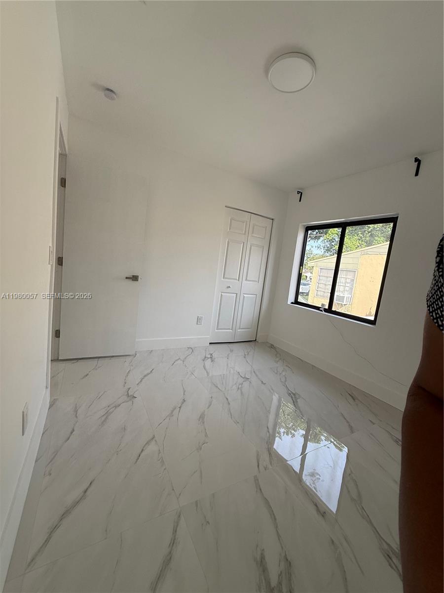 BRADLEY MANOR - Residential