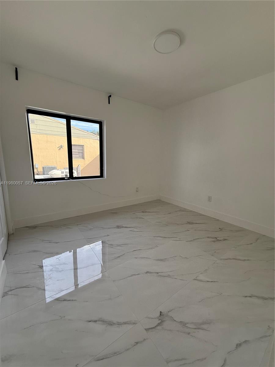 BRADLEY MANOR - Residential